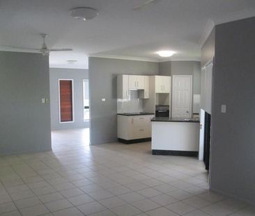 8 Lockyer Pl, Mount Louisa QLD 4814 - House For Rent | Domain - Photo 1