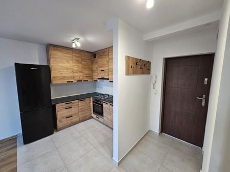 Komfortowe ciepłe 2 pokoje 5piętro (Ruda Śląska, Nowy Bytom, Piotra Niedurnego)InformacjeRuda Śląska, Nowy Bytom, Piotra NiedurnegoFilm - Фото 3