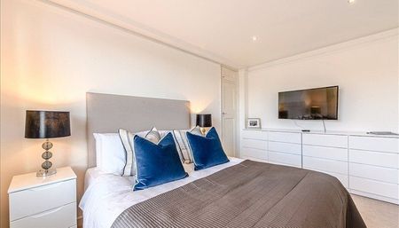 Hill Street, W1J - Photo 5