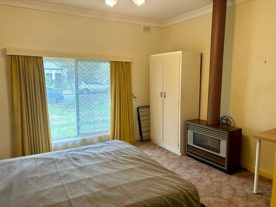 Campbelltown - Photo 1