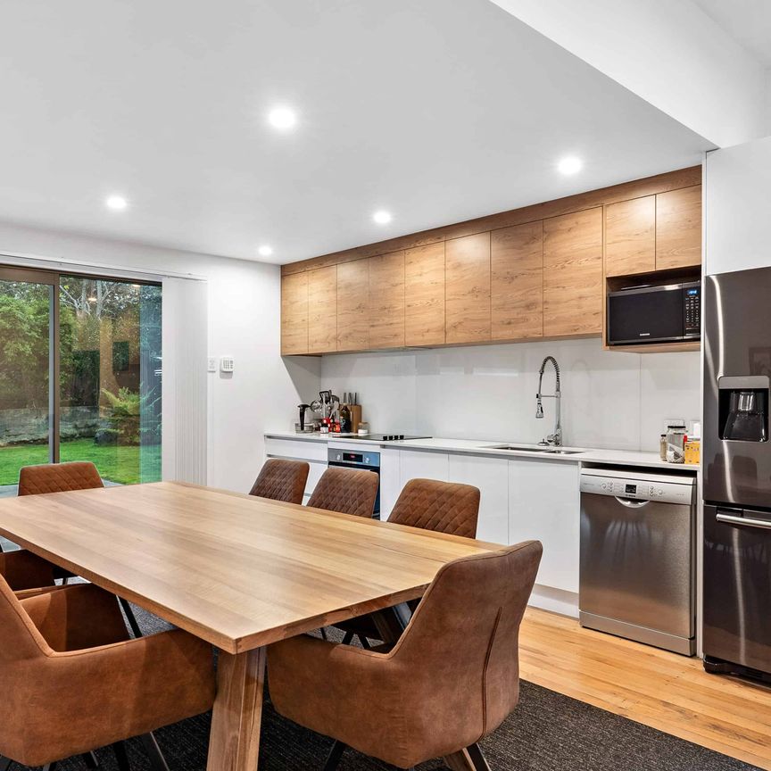 Generous in Epsom's Double Grammar Zone - Photo 1