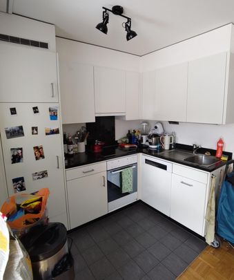 Bel appartement lumineux de 3.5 pièces au 4ème et dernier étage avec ascenseur. - Photo 1