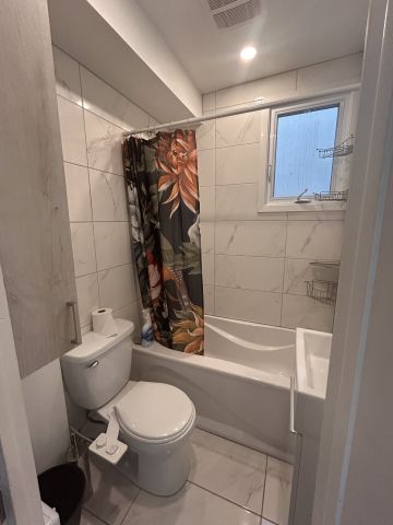 6415 Rue Laurendeau Montréal (Le Sud-Ouest), QC H4E - Photo 5