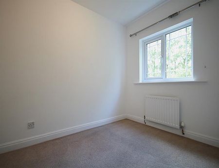 3 Bedroom Semi Detached To Let - Photo 3