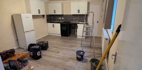 1 bedroom ground floor flat to rent - Photo 2