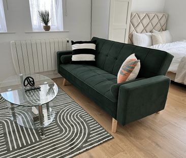 Studio Flat, Vicars Bridge Close, HA0 - Photo 5