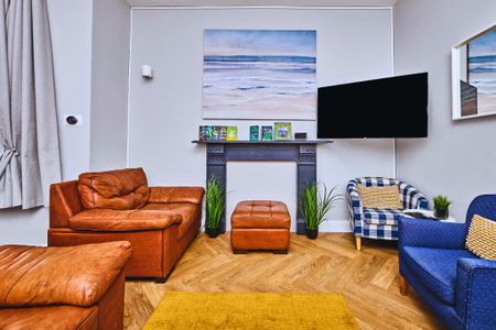 Dunluce Green (From Sept 2025), 46 Eglinton Street, Portrush, BT56 8DY - Photo 2