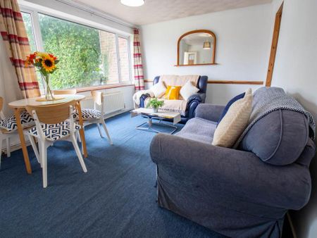 4 bedroom house to rent - Photo 2