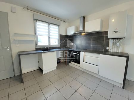 LOCATION MAISON - MAZERES LEZONS : Maison de 70 ² avec jardin et 2 places parking - Photo 5