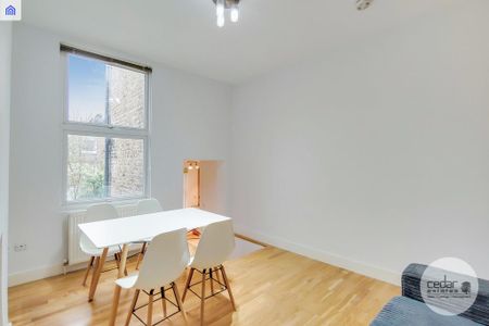 2 bedroom flat to rent - Photo 3