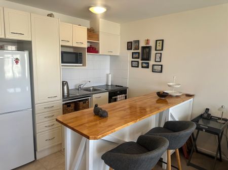 Resort-Style Living in Prime Mount Wellington - Photo 2