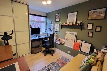 Winchester Close - Photo 2