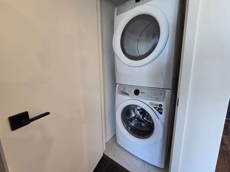 For Lease - 609 Sherbourne Street Unit# 1109, Toronto, Ontario - Photo 4