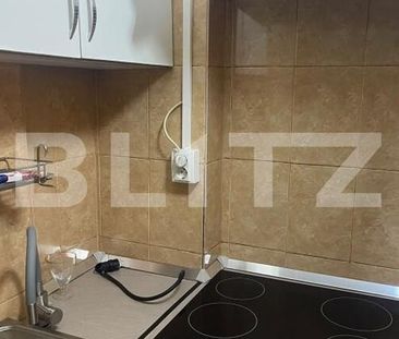 Garsonieră decomandată, 28 mp, zonă excelentă - Photo 4
