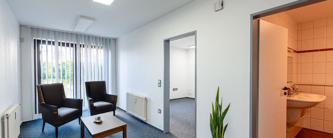 *Moderne, großzügige Wohnung im Herzen von Seelscheid* ideal für Singles und Paare - Photo 1