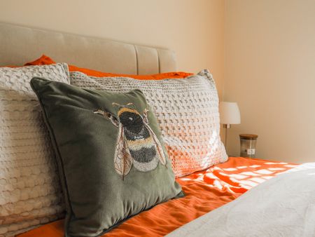 3 bedroom semi-detached to let - Photo 5