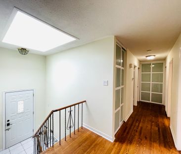 For Lease - 2249 Wyandotte Drive, Oakville, Ontario - Photo 3