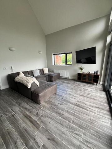 Unit 38, Loughshore Manor, Newtownabbey, BT37 9FD - Photo 2