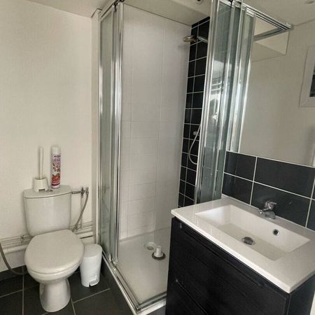 Beau studio meublé en location de 25,38m², situé rue du Pré de la Bataille à Rouen, 492€ charges comprises - Photo 4