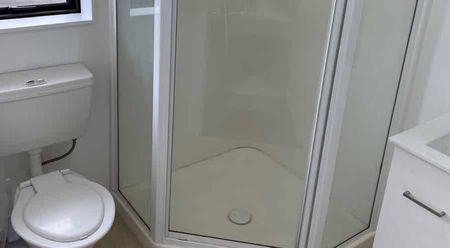 Spacious Executive Studio - Photo 5