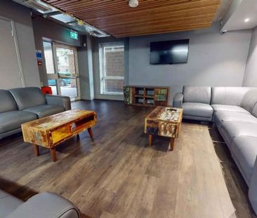 Gold En Suite - Photo 2