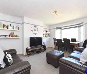 Hale Lane, Mill Hill - Photo 4