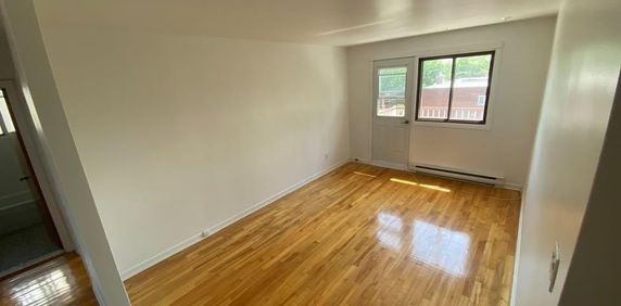 JOLI 4 1 /2 À LOUER À MONTRÉAL - Photo 2