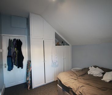 4 Bed Terraced House, Blenheim Road, RG1 - Photo 5