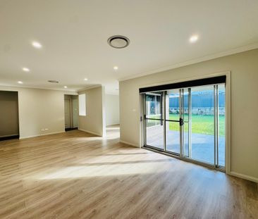 Large Family Home - Watagan Park - Photo 2