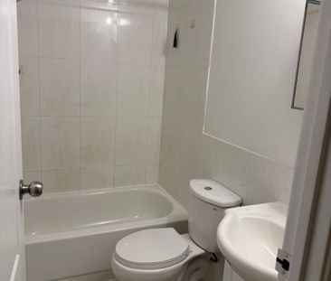 For Lease - 413 Spadina Avenue Unit# 201, Toronto, Ontario - Photo 4