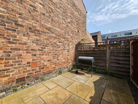 2 bedroom terraced house to rent - Photo 5