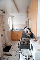 4 Bed - 4 Bed Terraced House, Netherfield Rd - Photo 5