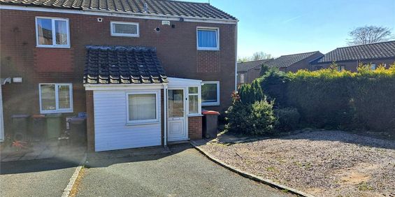 1 bedroom in a house share to rent - Photo 3