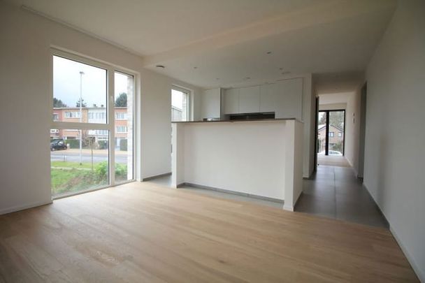 Appartement te huur - Foto 1