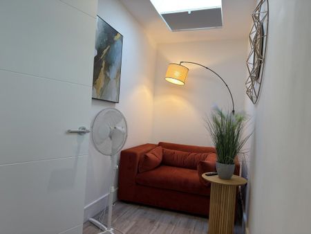 Studio to rent - Photo 5