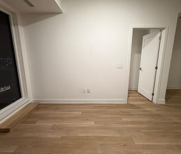 1655 Carling Avenue - Photo 3