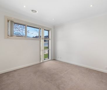 12 Swinney Street, Casey ACT 2913 - House For Rent | Domain - Photo 6