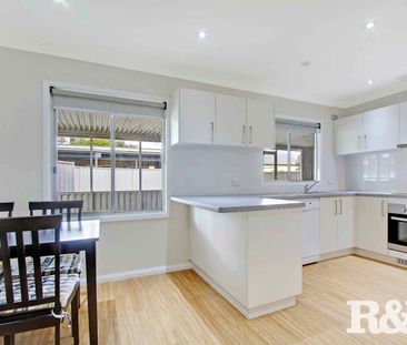 WELL PRESENTED HOME! - Photo 4