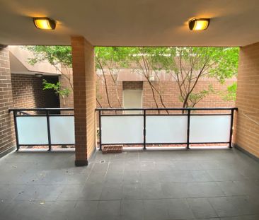 Experience Urban Sophistication: 3-Bed Sanctuary in Redfern's Vibra... - Photo 1