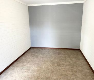 Close to Everywhere &commat;450 Per Week - Photo 2