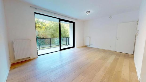 Appartement te huur - Photo 1