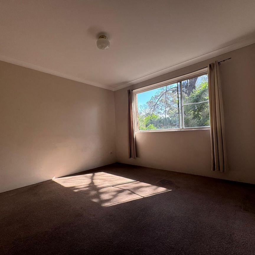 Well Kept Two-Bedroom Unit&excl; - Photo 1