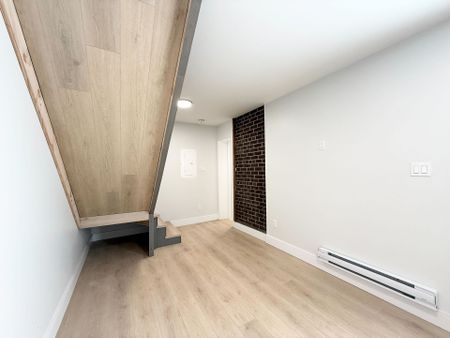 For Lease - 372 Darling Street Unit# 13, Brantford, Ontario - Photo 2