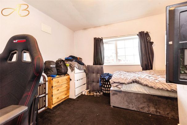 3 Bedroom Semi-detached - Photo 1