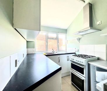 2 Bedroom Terraced To Let - Photo 6