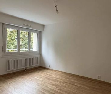 Logement rénové de 3.5 pièces au 1er étage - Foto 3
