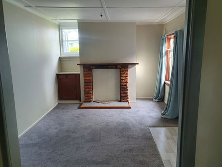 Lyndon Road East , Akina - Photo 3