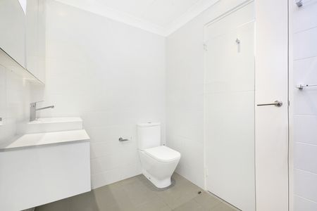 4/72-74 Ramsgate Avenue, Bondi Beach NSW 2026 - Townhouse For Rent | Domain - Photo 4
