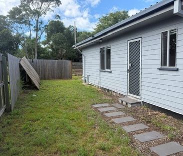 Studio Style Living! - Photo 5