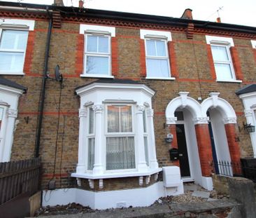 2 bedroom terraced house to rent - Photo 2